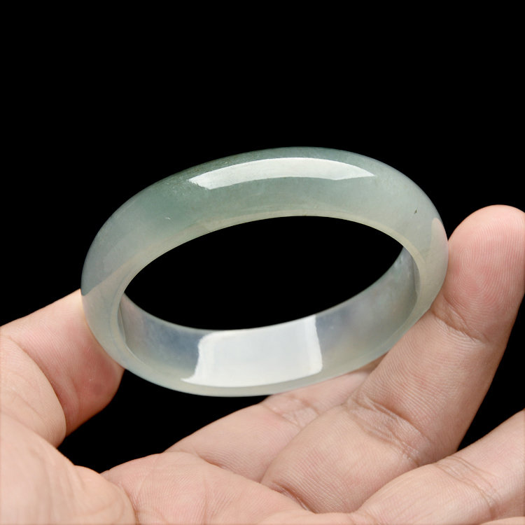 冰种晴水贵妃镯（55.3mm-47.5mm）
