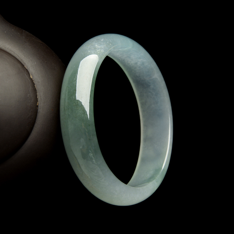 冰种晴水贵妃镯（55.3mm-47.5mm）