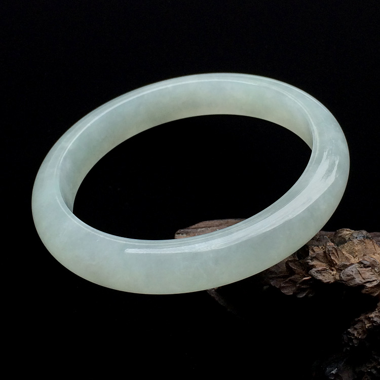 糯冰种晴水手镯（58mm）