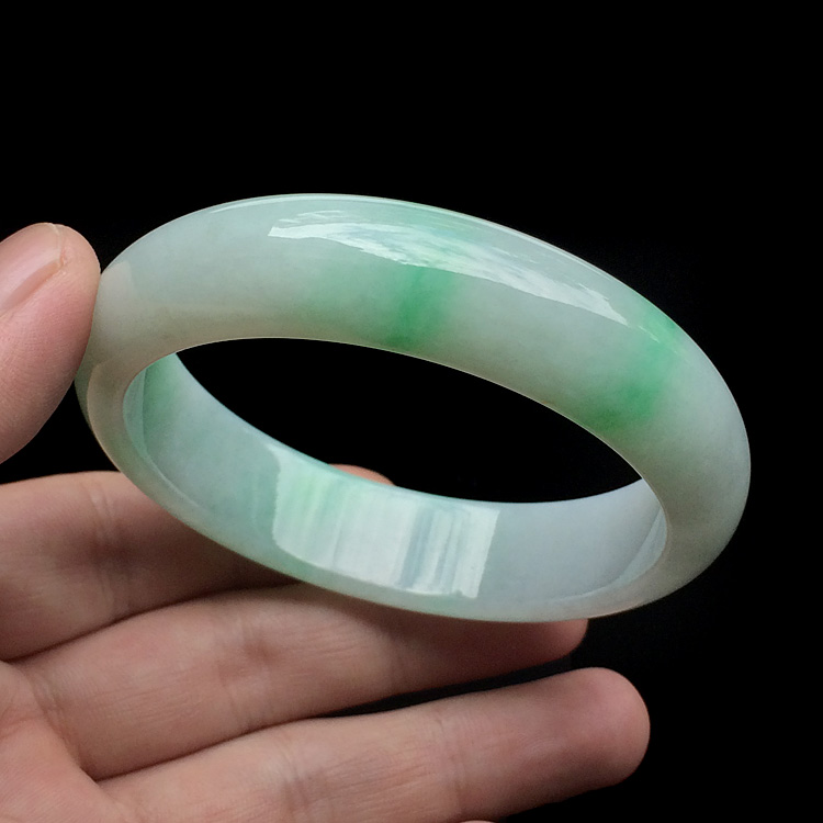 糯冰种飘翠手镯（58mm）