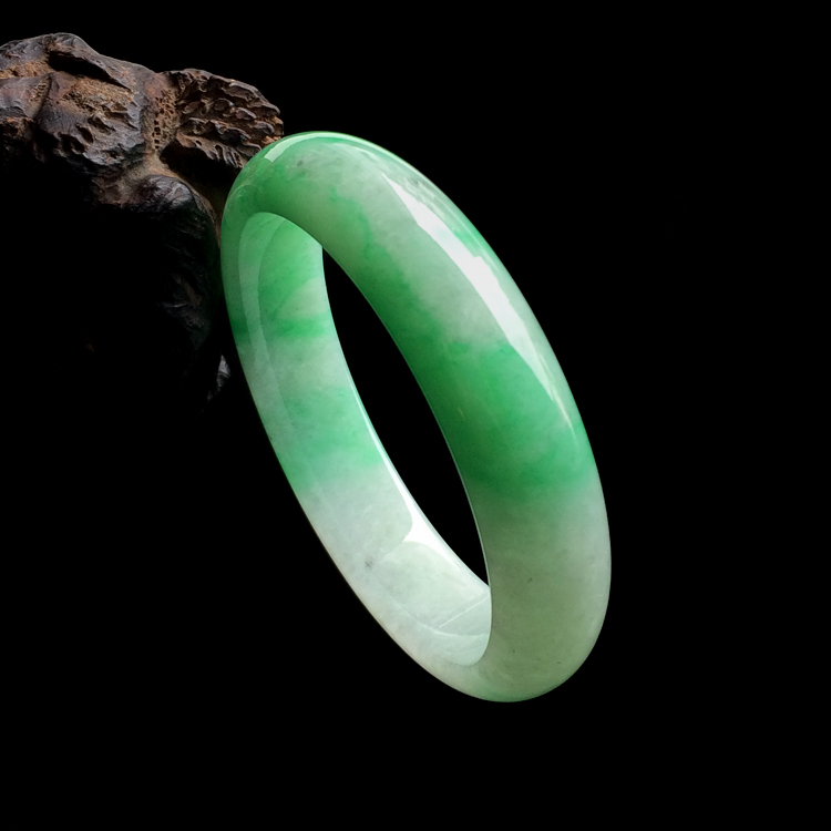 糯冰种飘翠手镯（59mm）