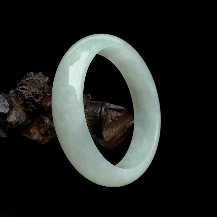 糯冰种晴水手镯（56.2mm）