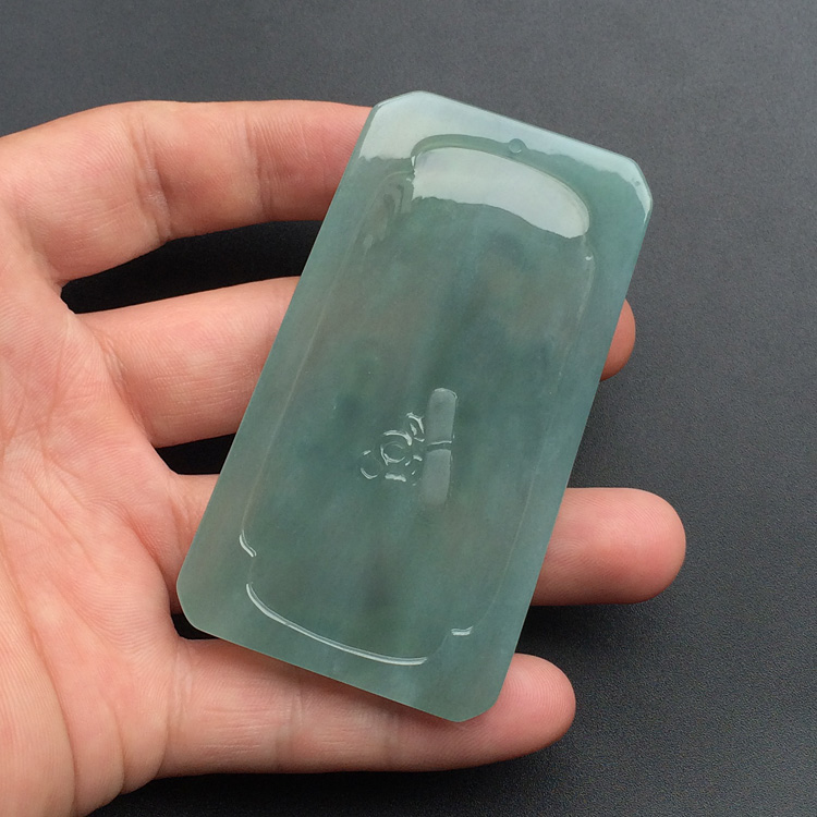 （超值推荐）糯冰种晴水莲悟挂件