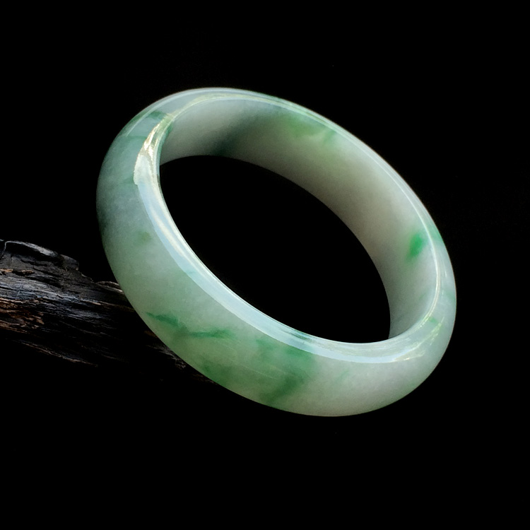 （超值推荐）糯冰种飘翠手镯（58mm）
