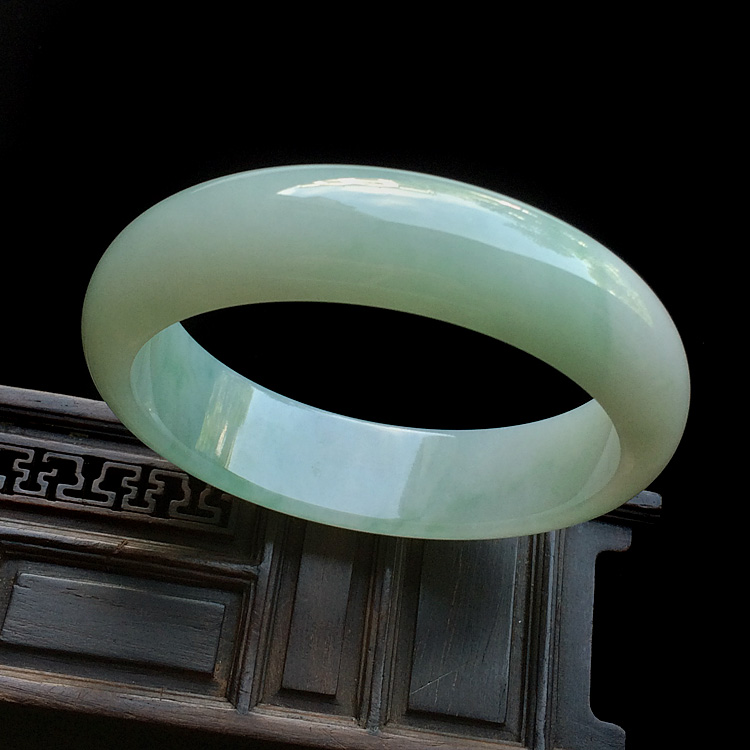 糯冰种晴水手镯（59mm）