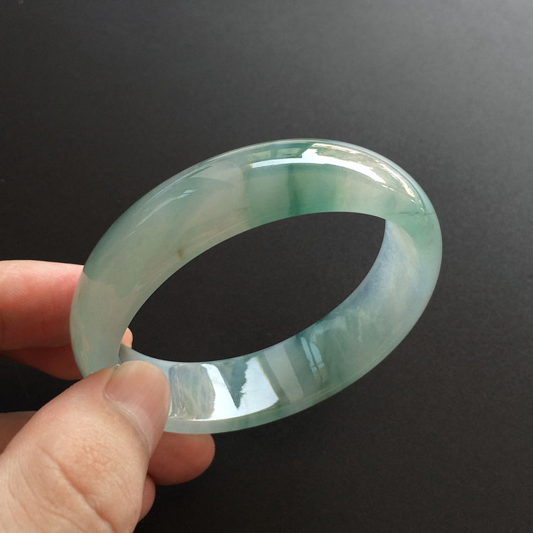 （超值推荐）冰种飘花略带黄翡贵妃镯（56.5mm-49.5mm）