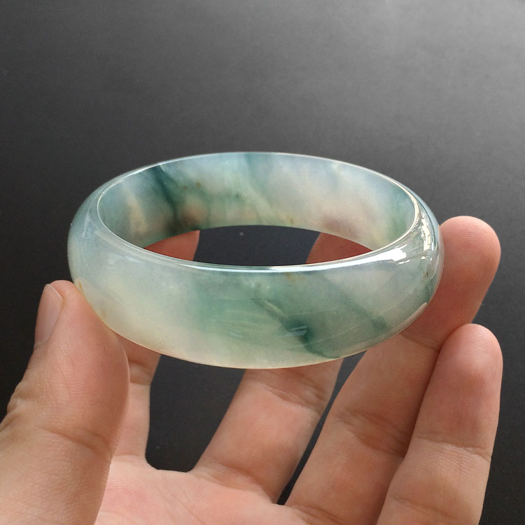 （超值推荐）冰种飘花略带黄翡手镯（58.5mm）