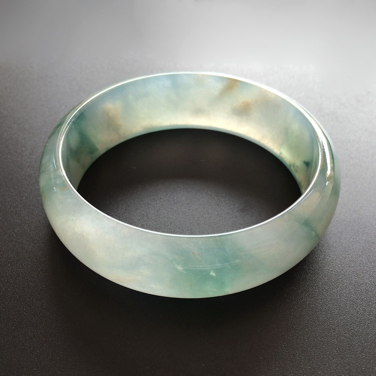 （超值推荐）冰种飘花略带黄翡手镯（58.5mm）