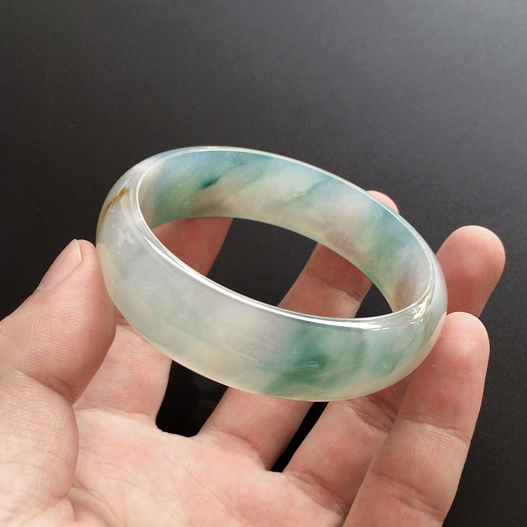 （超值推荐）冰种飘花略带黄翡手镯（58.5mm）