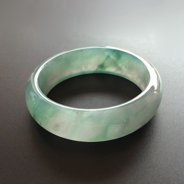 （超值推荐）冰种飘花略带黄翡手镯（57.6mm）