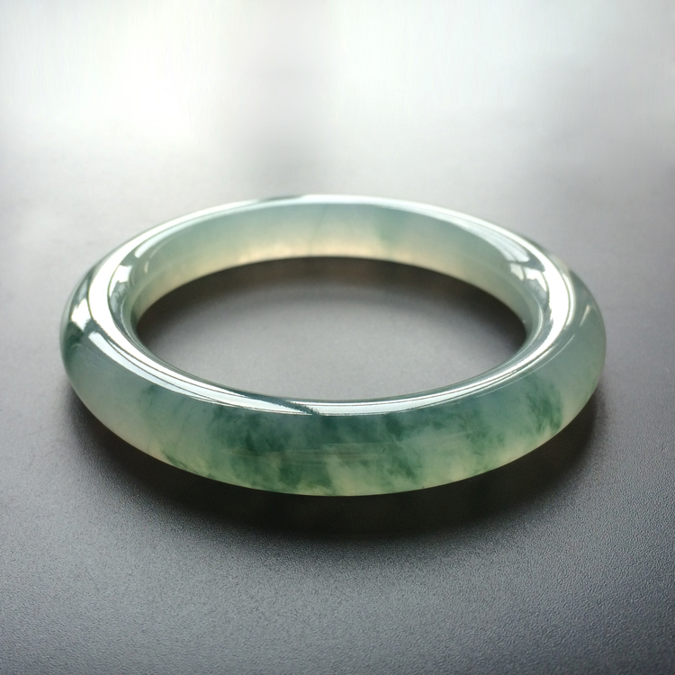 (超值推荐)冰种晴水飘花圆条手镯(58mm)
