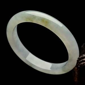 （超值推荐）糯冰种晴水略带黄翡手镯（54.7mm ）