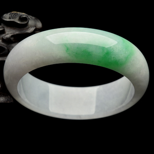 糯冰种飘翠手镯（57mm ）
