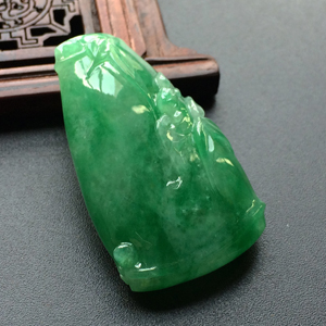 (超值推荐)糯冰种阳绿节节高挂件