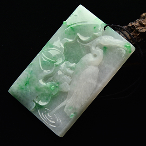 糯冰种飘翠一路连科挂件