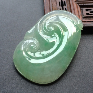 (超值推荐)糯冰种略飘翠如意挂件