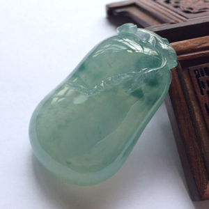 (超值推荐)冰种晴水飘花福瓜挂件