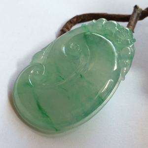 (超值推荐)冰种飘翠如意挂件