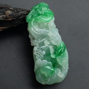 糯冰种飘翠花开富贵挂件