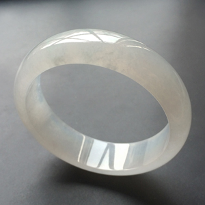 (超值推荐)冰种无色手镯(58.8mm)