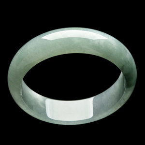(超值推荐)糯冰种晴水手镯（58mm）