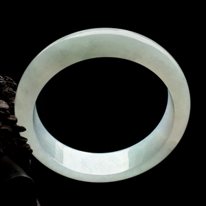 糯冰种晴水手镯（56.2mm）