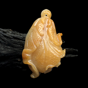 糯冰种黄翡白菜挂件