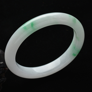 (超值推荐)糯冰种白底青手镯(53.3mm)