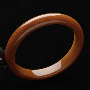 (超值推荐)糯冰种满色红黄翡手镯(52.5mm)