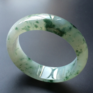 (超值推荐)糯冰种飘花手镯(59.1mm)
