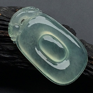 冰玻种晴水双龙如意挂件