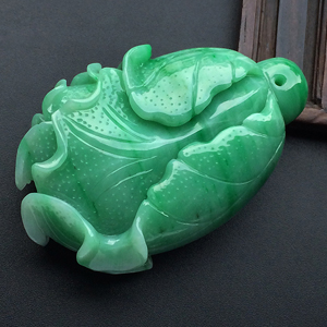 （超值推荐）糯冰种翠色白菜挂件