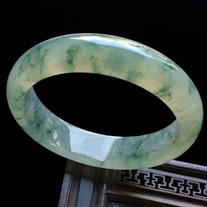 （超值推荐）冰种飘花手镯（59.5mm）