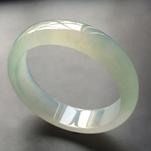 (超值推荐)冰种晴水手镯(58.5mm)