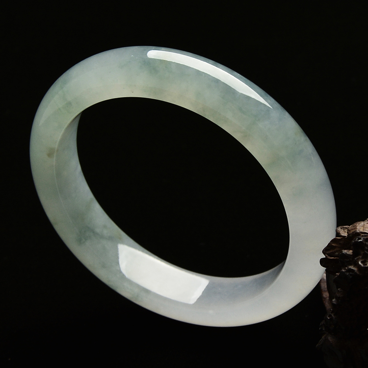 |（超值推荐）冰种飘花手镯（56.4mm）