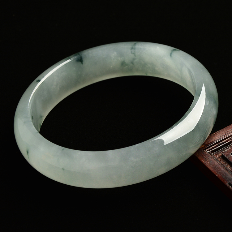 （超值推荐）冰种飘花手镯（59.6mm）