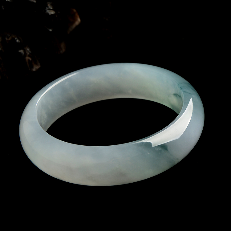 （超值推荐）冰种飘花手镯（58.6mm）