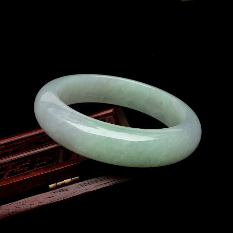 糯冰种晴水手镯（57.7mm）