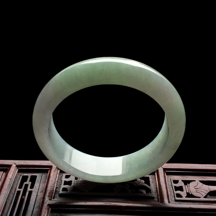 糯冰种晴水手镯（57.7mm）