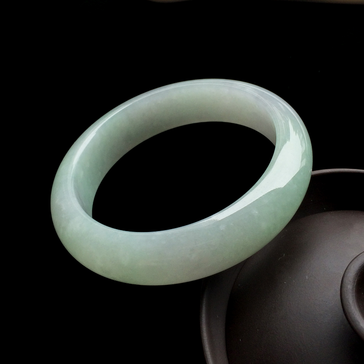 糯冰种晴水手镯（57.7mm）