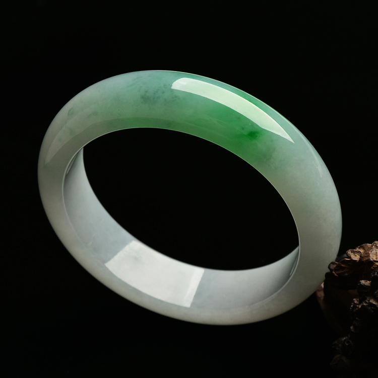（超值推荐）糯冰种飘翠手镯（58mm）