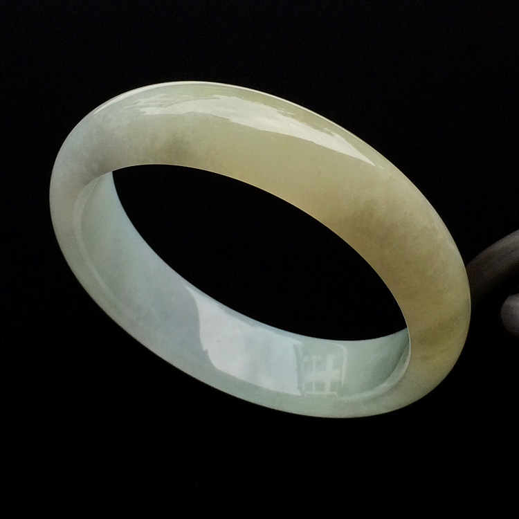 （超值推荐）糯冰种淡黄翡手镯（55.2mm）
