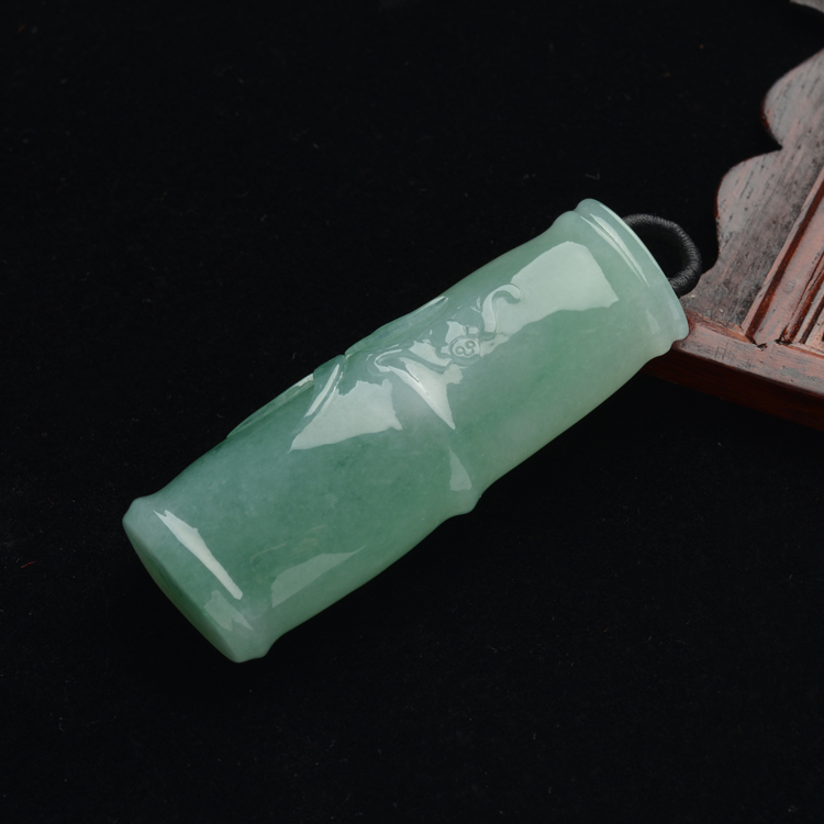 (超值推荐)糯冰种晴水略飘花节节高挂件