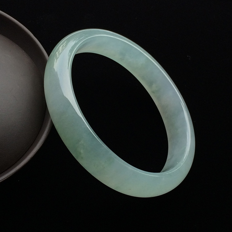（超值推荐）冰种略飘花贵妃镯（56mm-49.2mm）