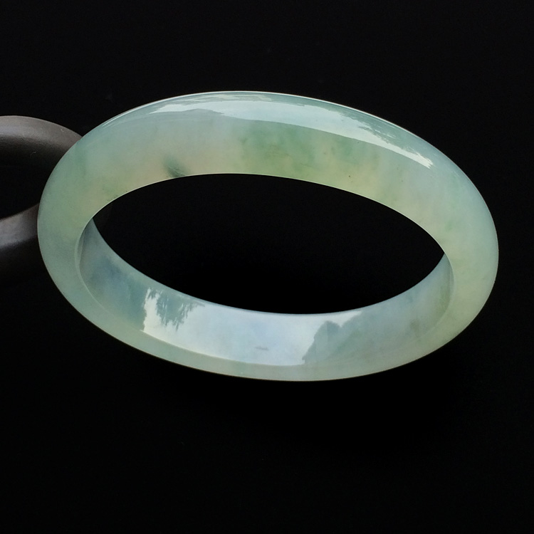 （超值推荐）冰种略飘花贵妃镯（56mm-49.2mm）