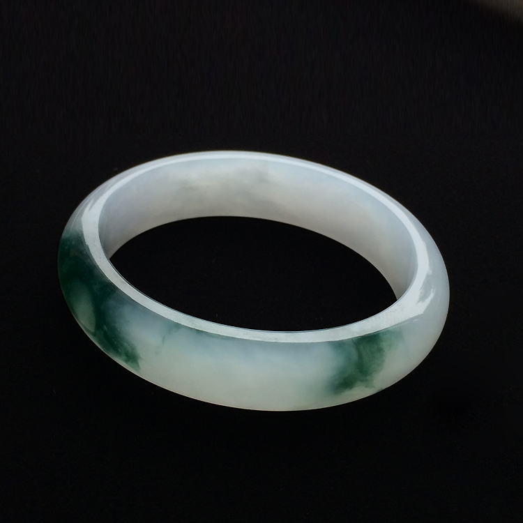 （超值推荐）冰种飘花贵妃镯（53.5mm-46.7mm）
