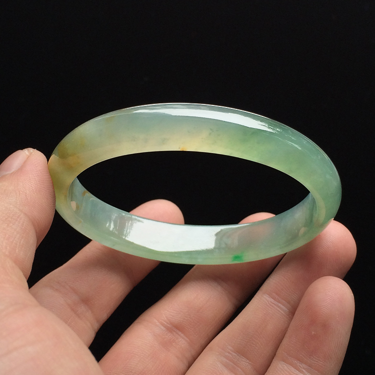 （超值推荐）冰种晴水黄翡略飘翠贵妃镯（56mm-46.5mm）