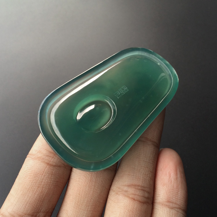 (超值推荐)冰玻种蓝水悟道挂件【玉雕名家加龙作品】