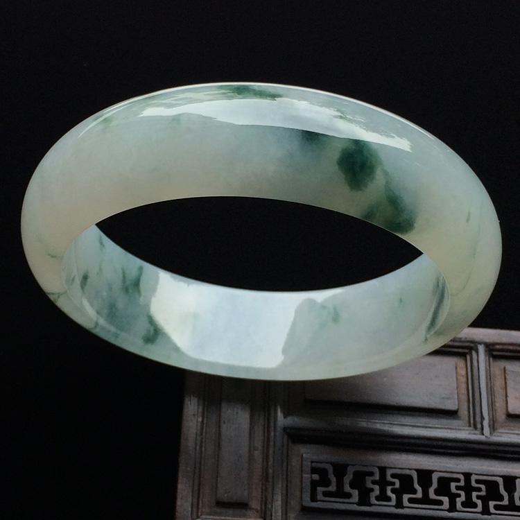 （超值推荐）糯冰种飘花手镯（59mm）