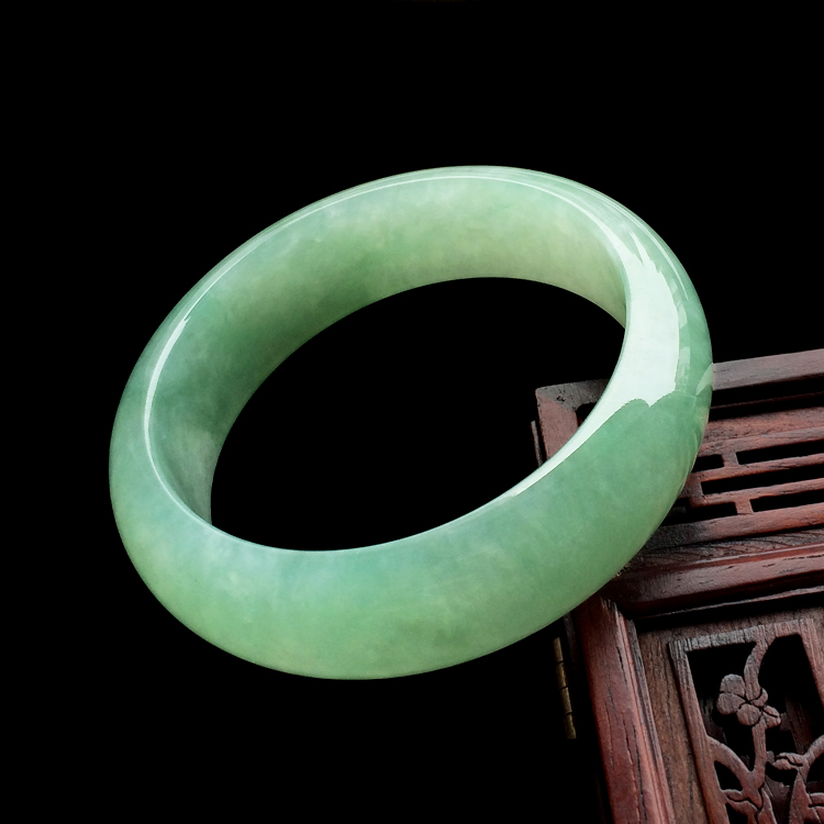 糯冰种晴水手镯（53.5mm）